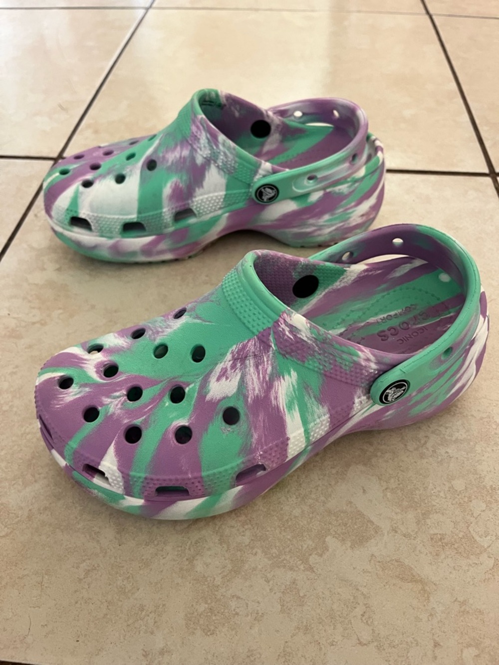 Crocs Classic Womens Platform Marbled Tie Dye Clogs Shoes